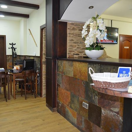 Albergue Del Peregrino Arzúa Екстериор снимка