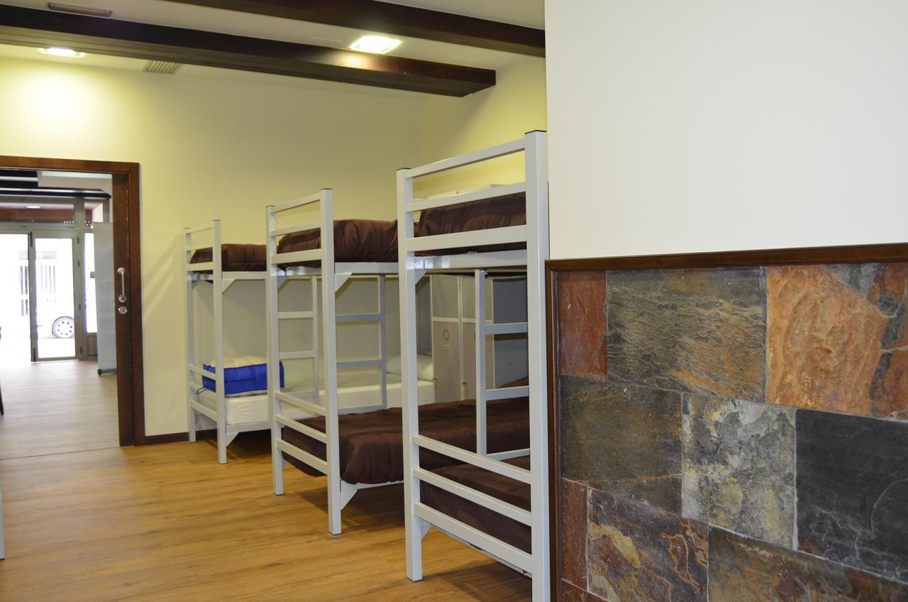 Albergue Del Peregrino Arzúa Екстериор снимка